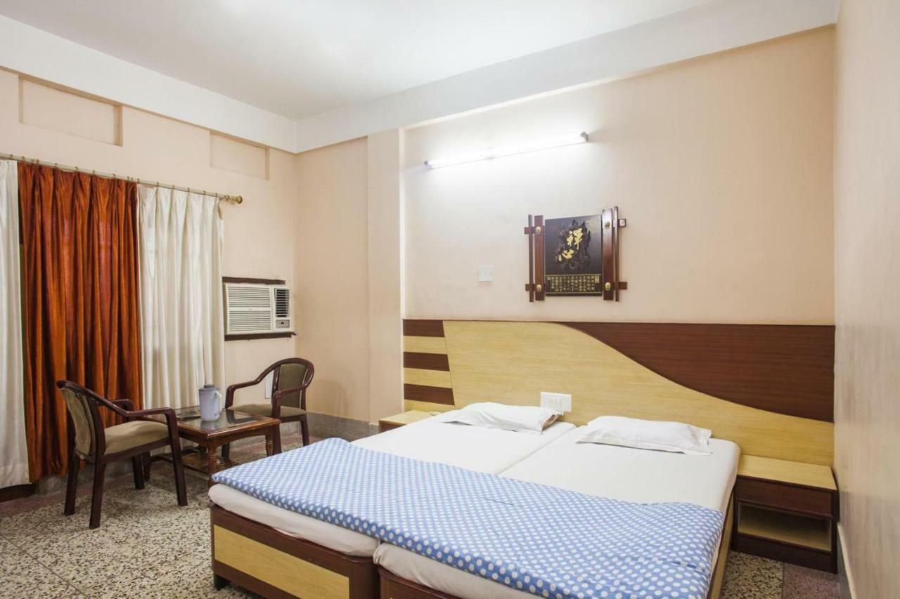 Hotel Lee Garden Puri Exterior foto